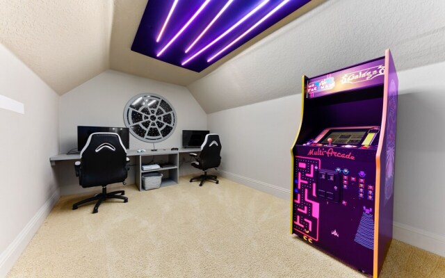 Rvh_374r Golden 6 Bedroom Home