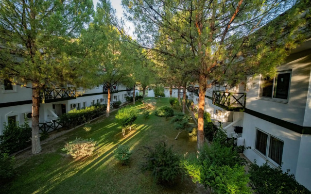 Herakles Thermal Hotel