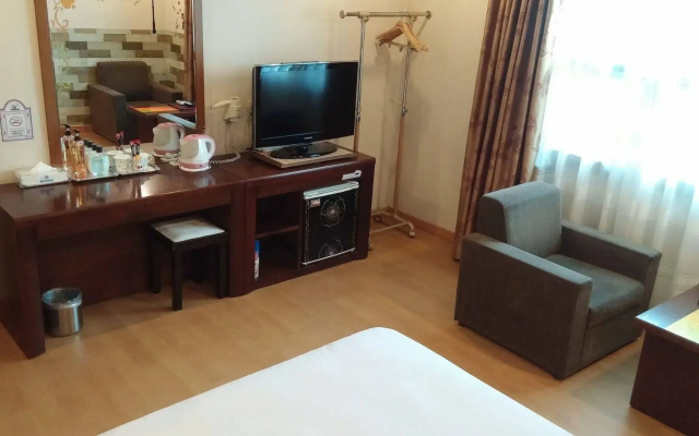 December Hotel