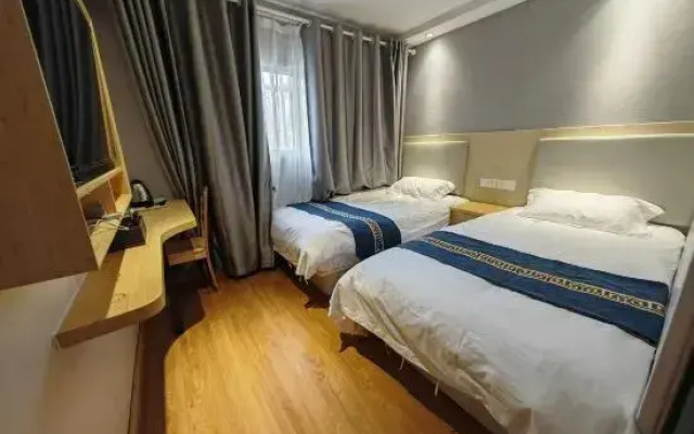 Shycent light luxury hotel Shanghai University