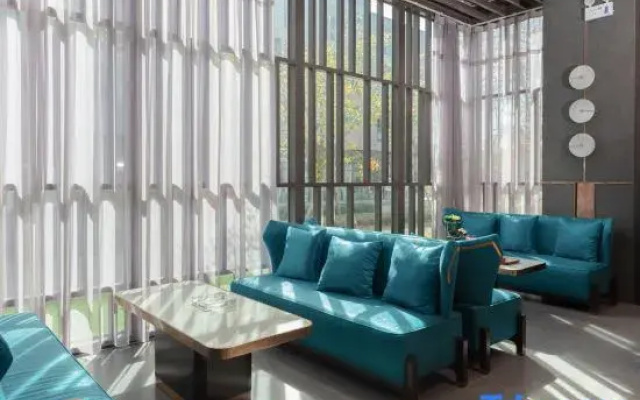 Pu'er Century Tea Source Hotel