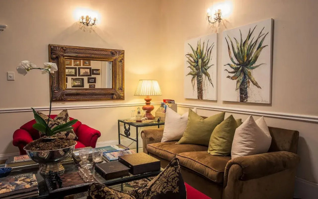 Goble Palms Guest Lodge & Urban Retreat