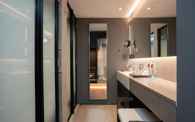Travelodge Phuket Town