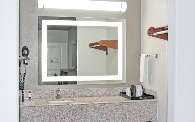 Palacio Royale Inn Houston NW Beltway 8