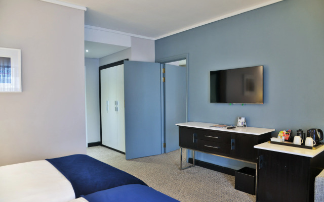 The Commodore Hotel
