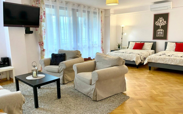 Center Warsaw - Apartmenty Jana Pawła II
