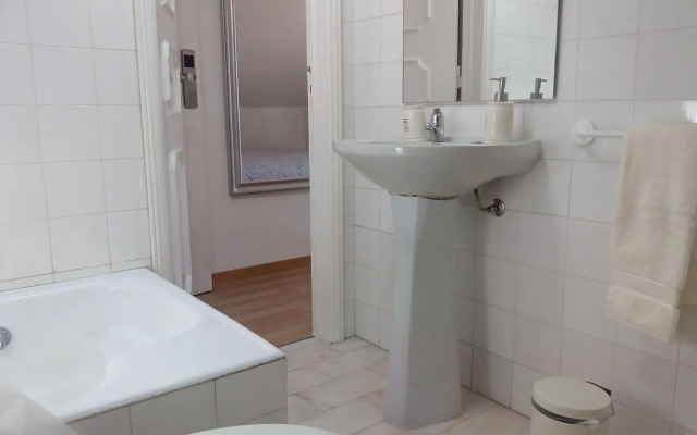 Eco Ljmonade Hostel
