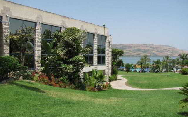 Maagan Kibbutz Holiday Village