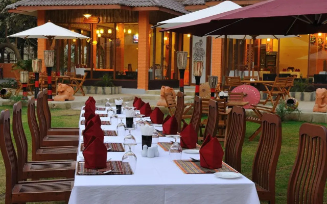 Bawga Theiddhi Hotel