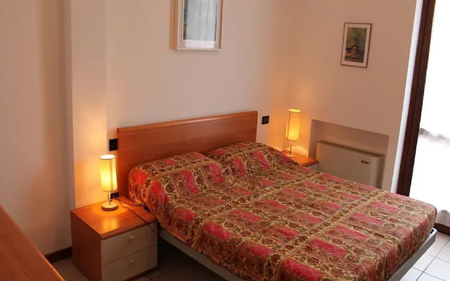 Snug Holiday Home in Lazise With Heating, Near Lake Garda