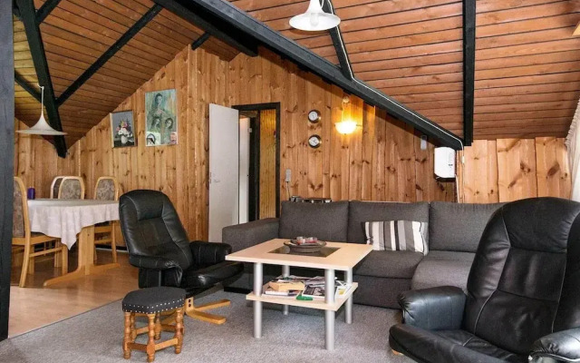 Spacious Holiday Home in Ansager near Lake