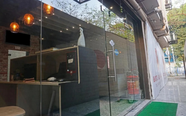 Treebo Trend Ratna Palace Alipore