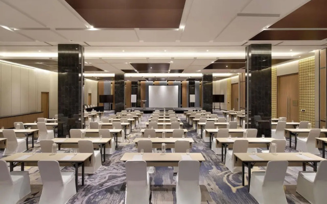 Grand Mercure Batam Centre