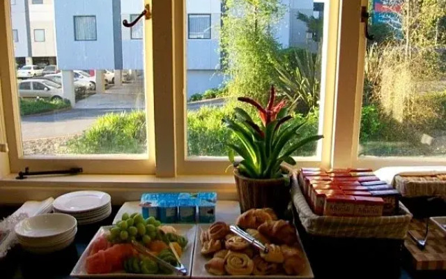 Lake Lodge B&B Rotorua - Adults Only