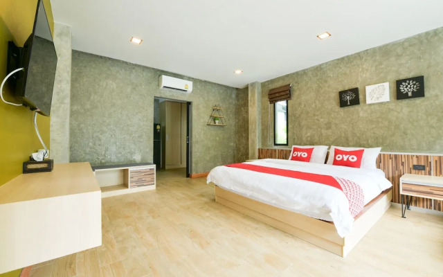 OYO 539 Loft By Busaba