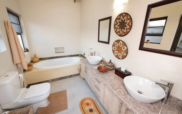 Rooibos Bush Lodge