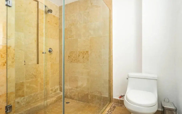 Bello departamento Casa Veleros frente al mar.