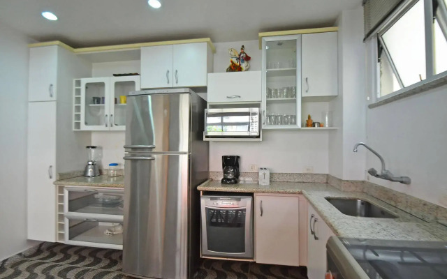 Copacabana Beach Apartments 48