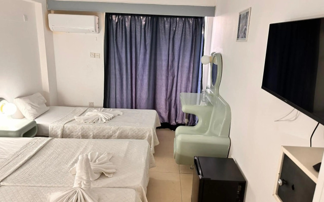 Acorn Lodge Gatwick