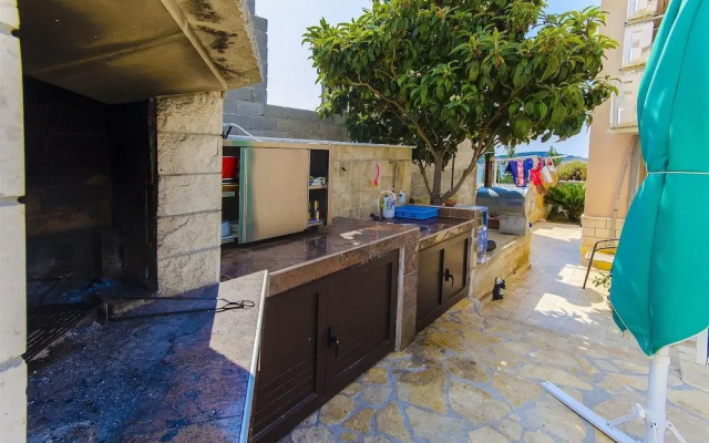 Apartments Jela
