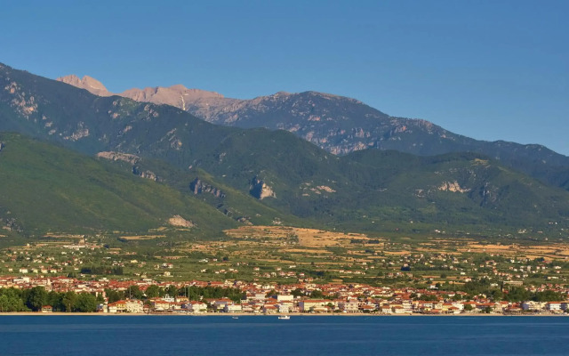 Dafni Plus Hotel