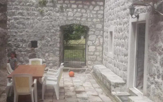 Pajo Apartments