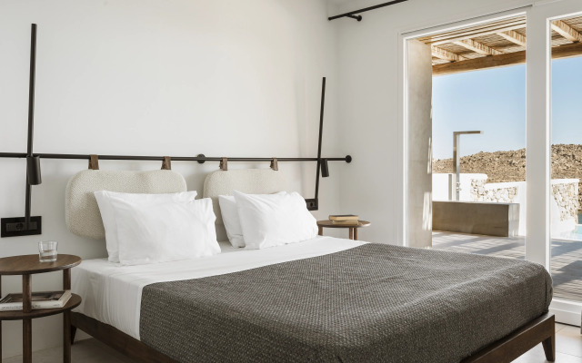 Casa Del Mar Mykonos Seaside Resort