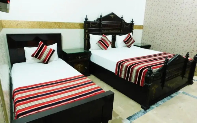 Hotel Moon Palace