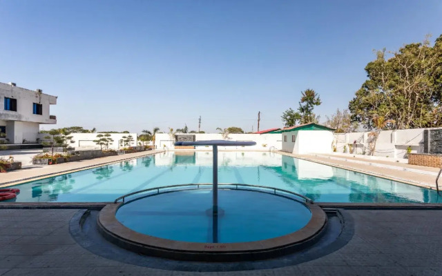Hotel Maple Blue By OYO Rooms
