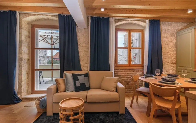 Oleander Center Suites
