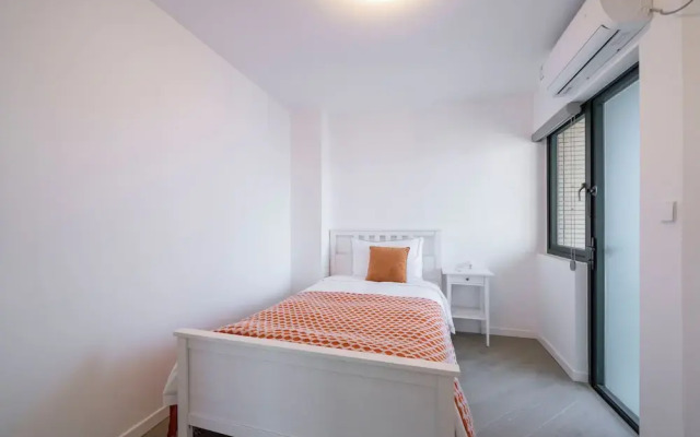 Tyms 3BR 2BA Apt Novel Garden Metro