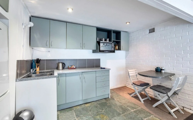 Rustic 1br in Kohimarama Parking & Wifi