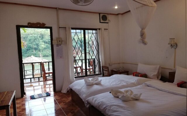 Nam Ou River Lodge