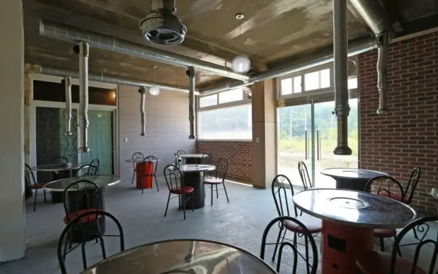 Gyeongju Beverly Hills Pension