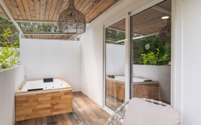 Bamboo Suites Adults Only