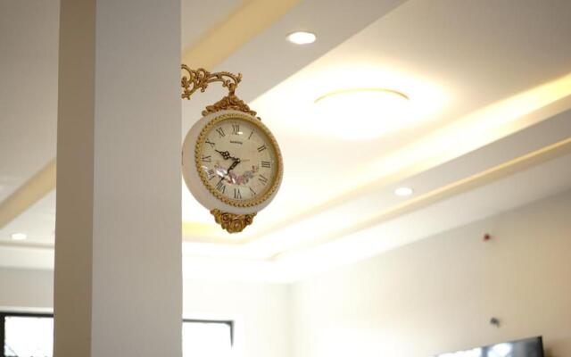 Villa 8PN Nguyễn Hữu Tiến