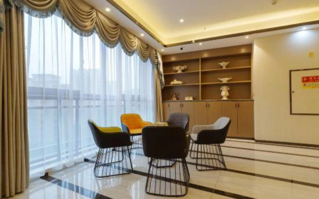 Yiyun International Hotel Apartment