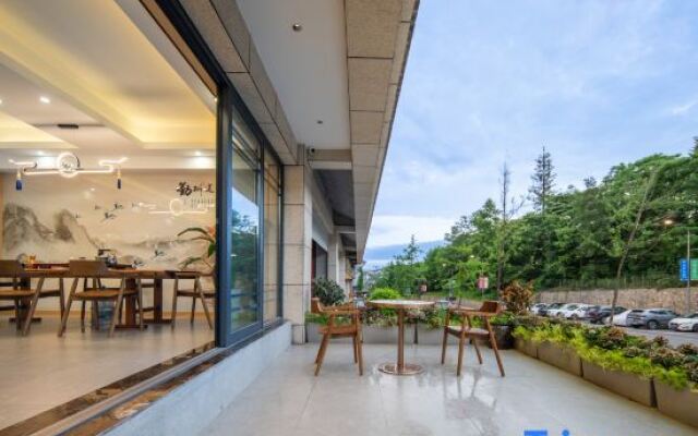 Yunhai Hotel