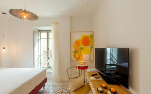 CasAunoE Boutique Hotel