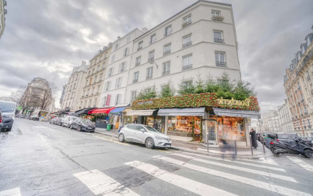 5494B  - Appartement familial - Batignolles