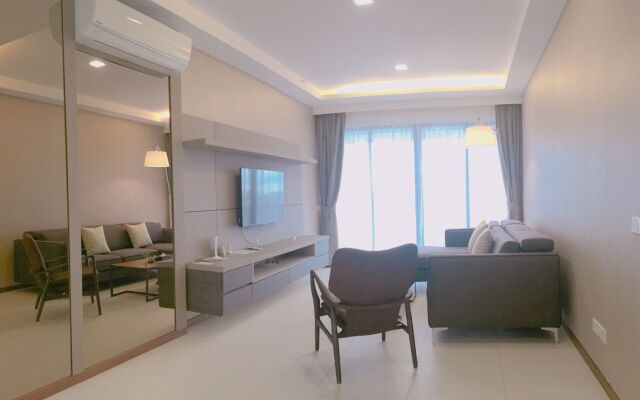 The Landmark Studio Suite