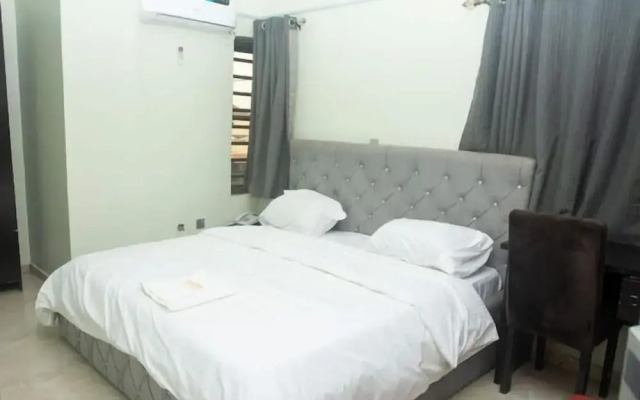 Ladalob Royal Suites
