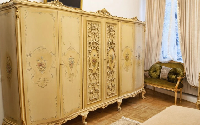 Conacul Coroanei Luxury Boutique Hotel