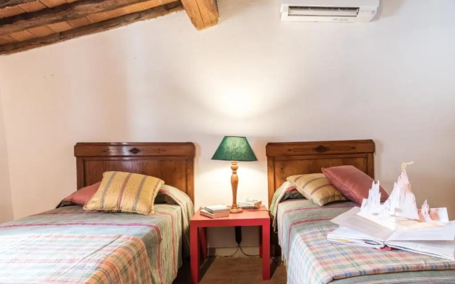 Villa Cenami Apartments with BIG POOL