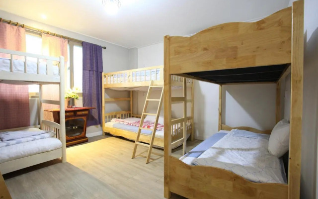 Pohang Youngildae Guesthouse Hostel