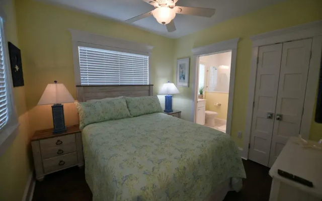 Sunset Paradise Apartment 5
