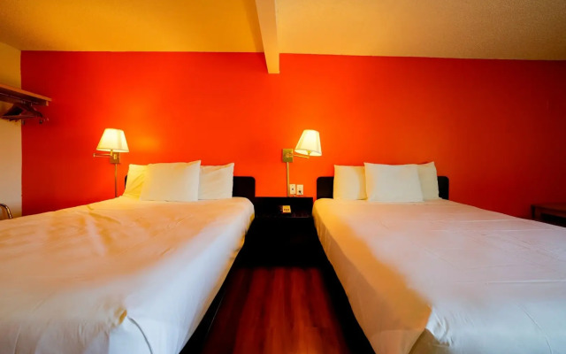 OYO Hotel Hermiston OR, Downtown