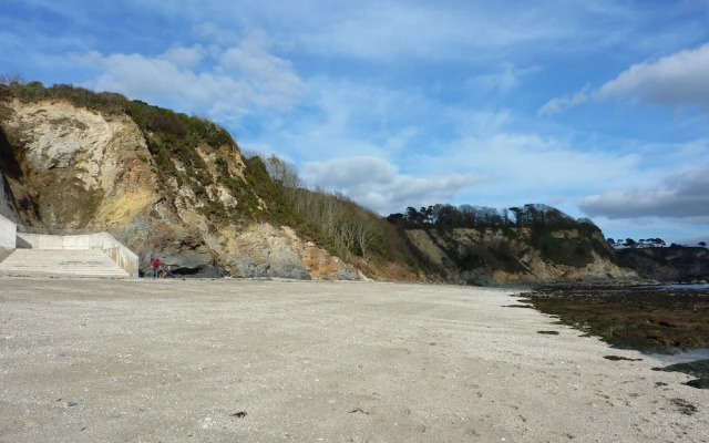 28 Clock Tower Court