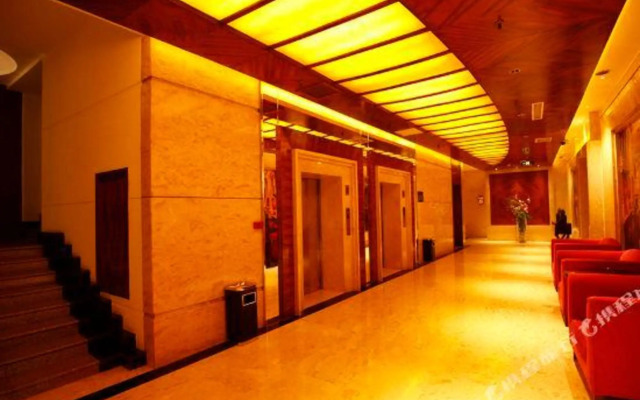 Oriental Venice International Hotel