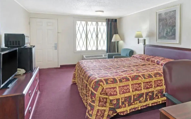 Knights Inn Pittsburgh Bridgeville